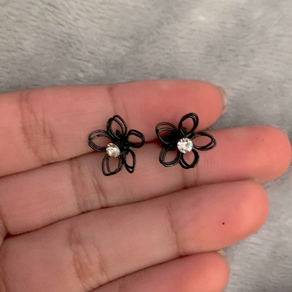 Black flower earrings